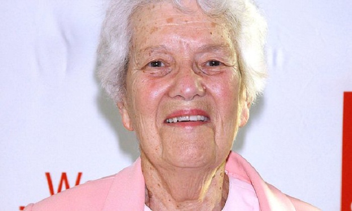 Vera Rubin, astronomer who helped find evidence of dark matter, dies at 88 